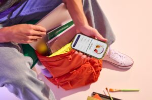 美国2025假日季消费趋势:增速放缓至4%,跨境卖家如何抢占9750亿美元市场?-墨攻推广MOGOEC